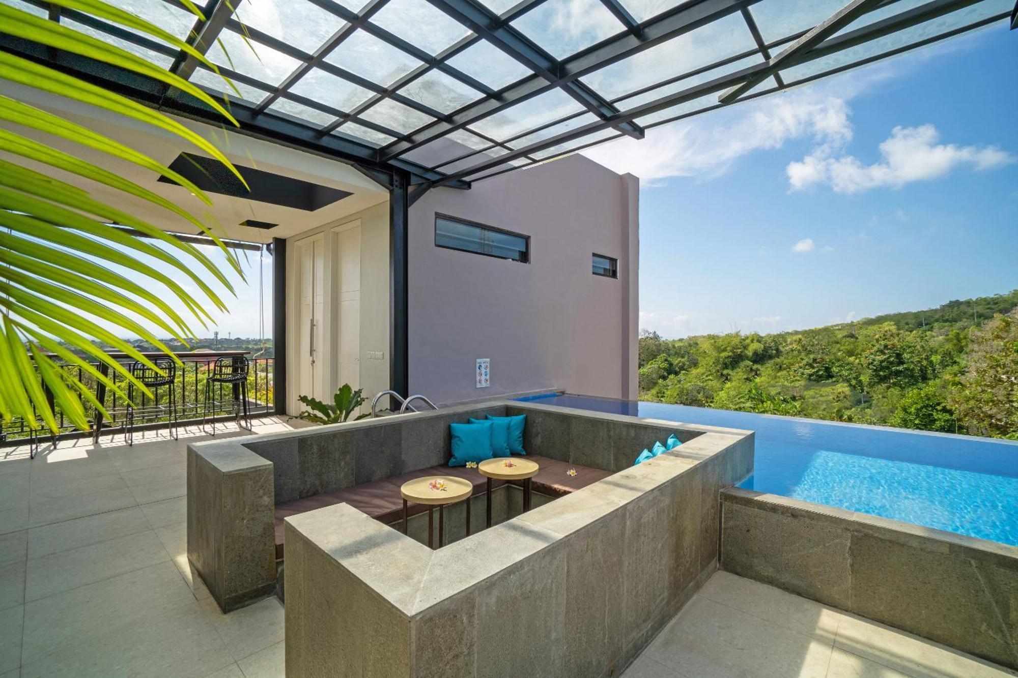 Nusa Dua Bayview Villa