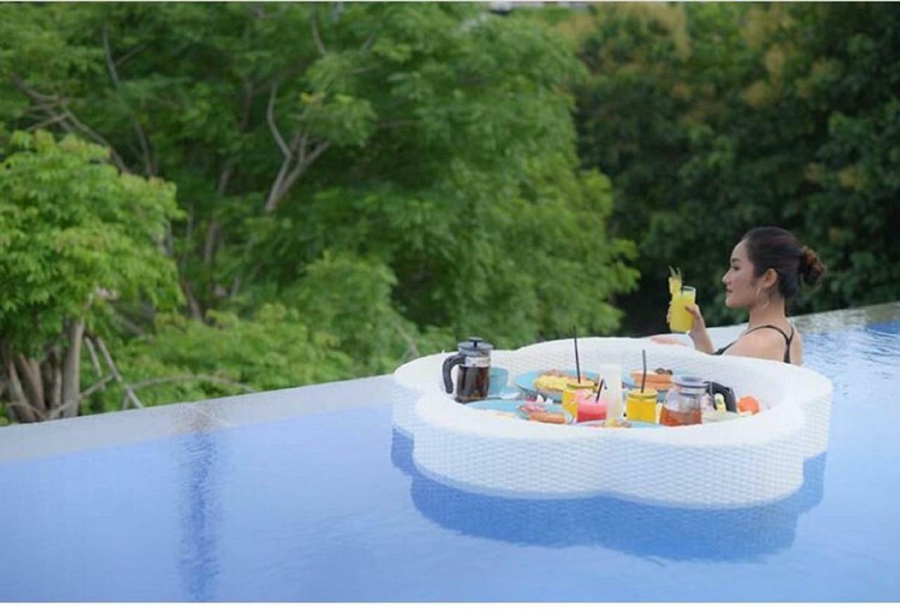 Nusa Dua Bayview Villa *